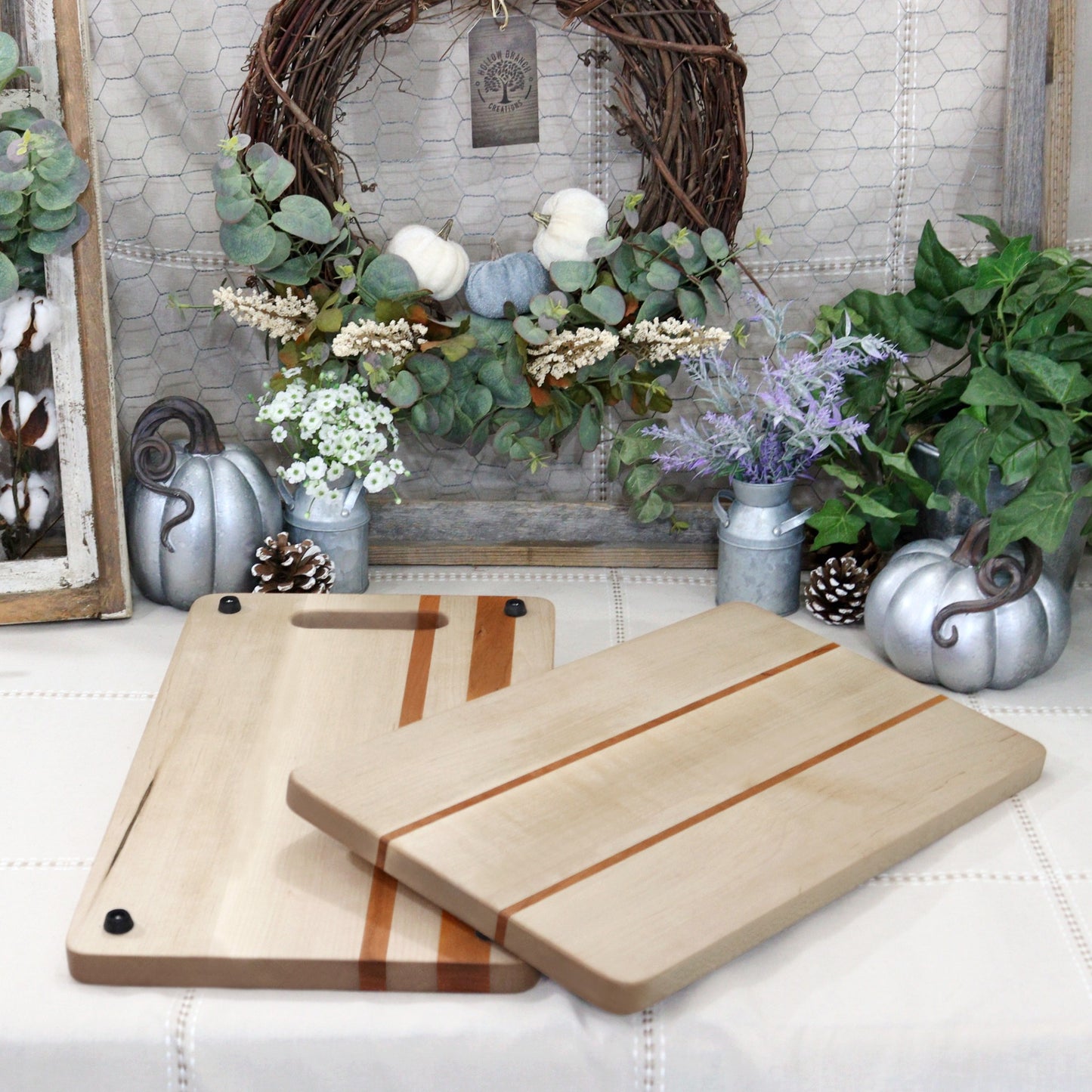 Maple Wood Cutting Board With Cherry Inlay